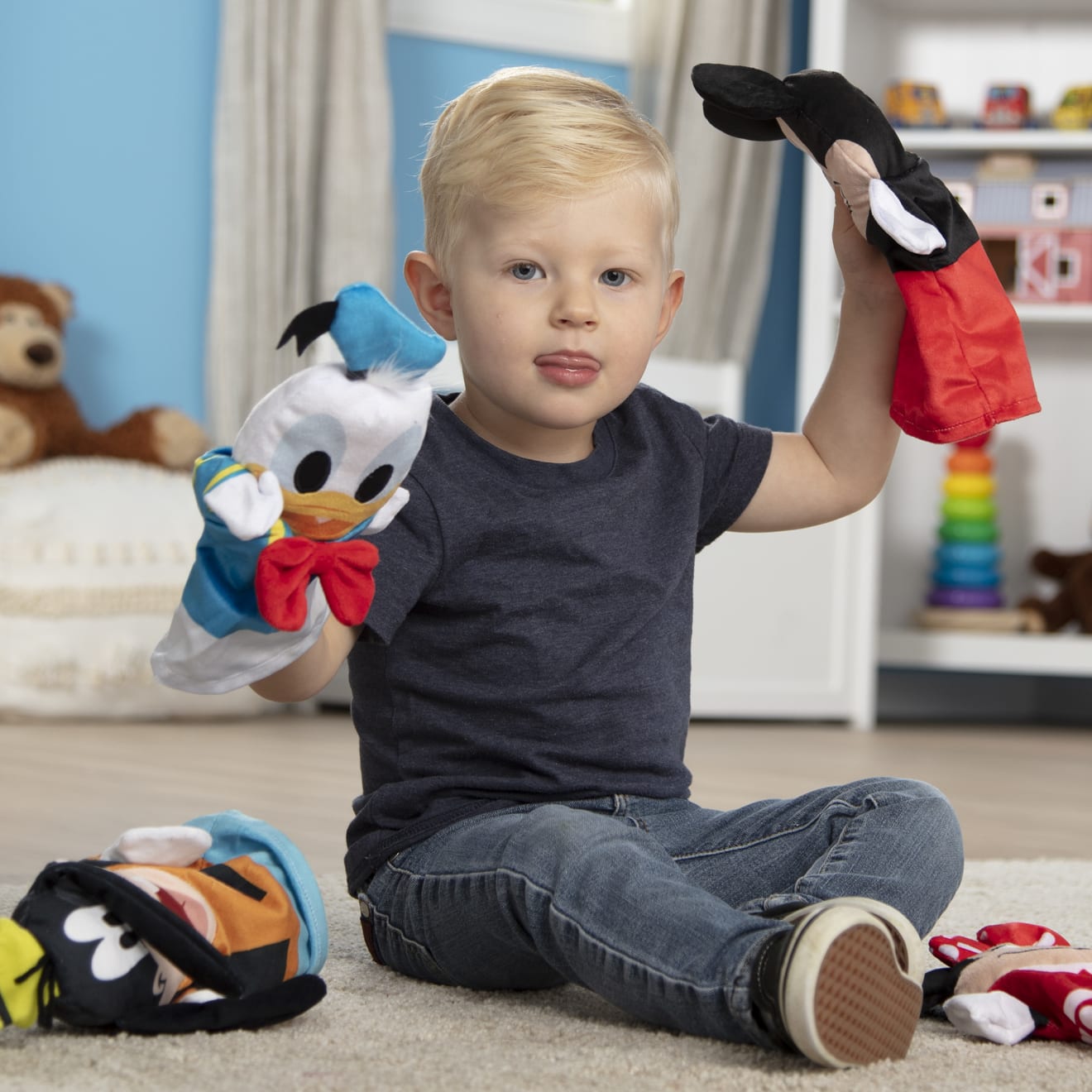 Disney Mickey Mouse & Friends Soft & Cuddly Hand Puppets - Image 7